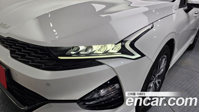 Kia K5 (III) 2.0 Prestige 2023 — фото 22