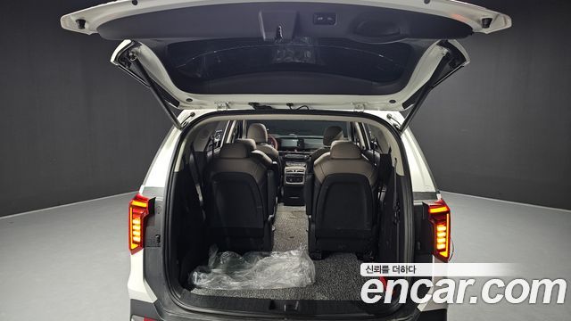 Kia Carnival (IV) HEV 9seater Signature 2024 — фото 20
