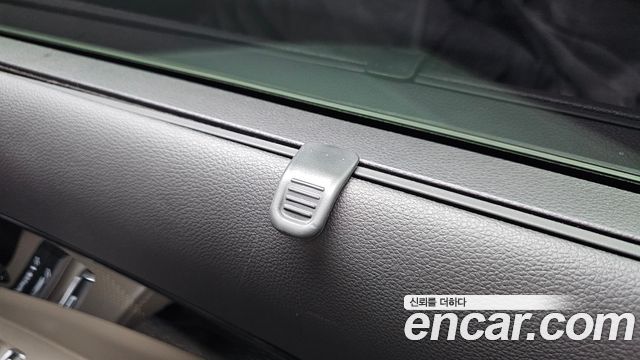 Kia Carnival (IV) HEV 9seater Signature 2024 — фото 31