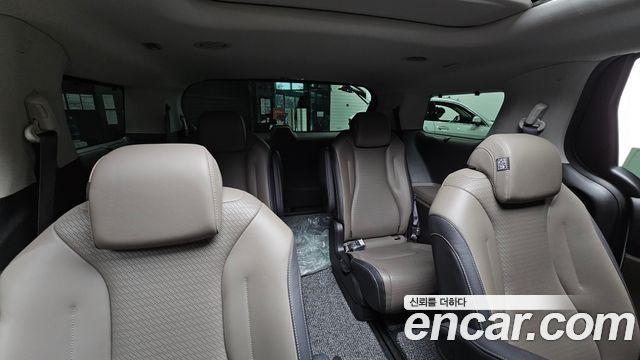 Kia Carnival (IV) HEV 9seater Signature 2024 — фото 43