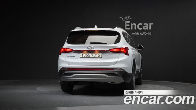 Hyundai Santa Fe Diesel 2.2 2WD Prestige 2021 — фото 4