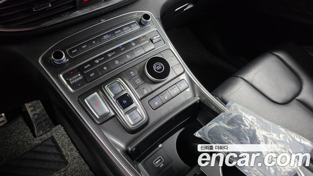 Hyundai Santa Fe Diesel 2.2 2WD Prestige 2021 — фото 9