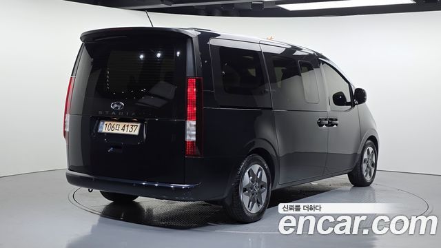 Hyundai Staria Tourer 9-Seater Modern 2022 — фото 2