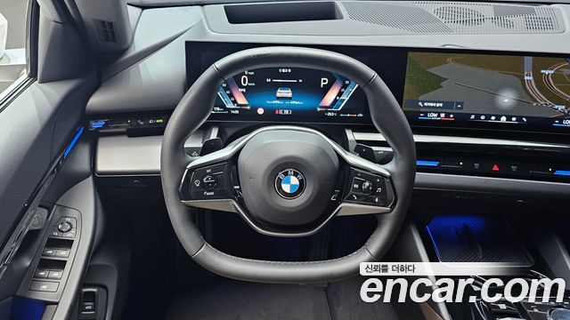 BMW 5 Series (G60) 520i 2024 — фото 13