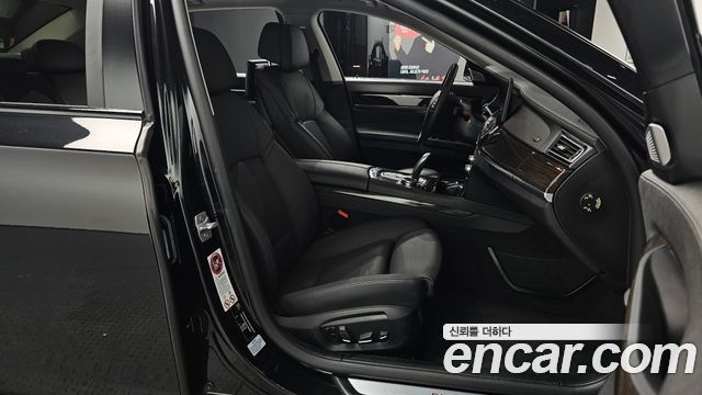 BMW 7 Series (F01) 750Li xDrive B&O Edition 2014 — фото 13