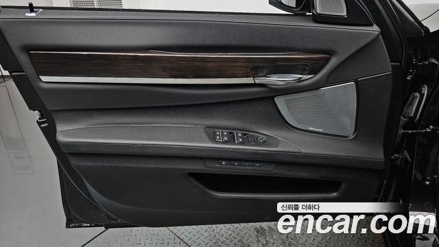 BMW 7 Series (F01) 750Li xDrive B&O Edition 2014 — фото 24