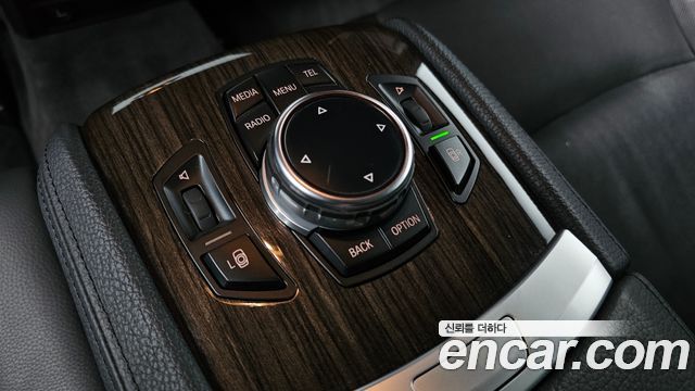 BMW 7 Series (F01) 750Li xDrive B&O Edition 2014 — фото 37