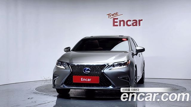 Lexus ES300h premium XV60 2016 — фото 3