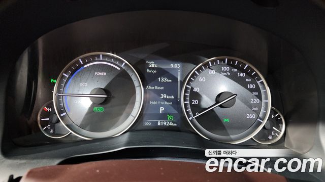Lexus ES300h premium XV60 2016 — фото 8