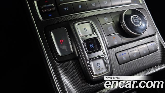 Hyundai Santa Fe Diesel 2.2 2WD Prestige 2021 — фото 9