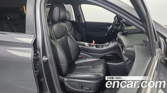 Hyundai Santa Fe Diesel 2.2 2WD Prestige 2021 — фото 26