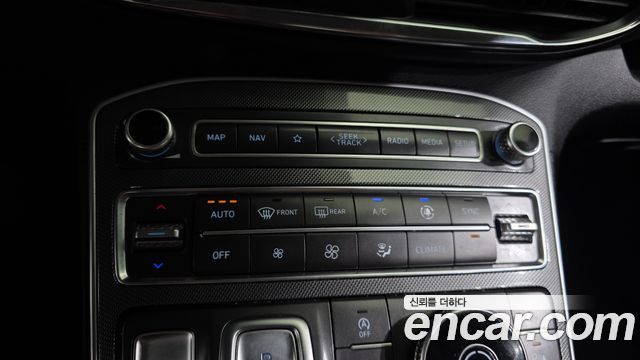 Hyundai Santa Fe Diesel 2.2 2WD Prestige 2021 — фото 32