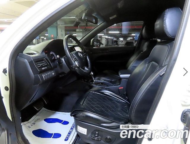 KG Mobility (SsangYong) Rexton Sports Khan Diesel 2.2 4WD Dynamic Edition (5-Link) 2021 — фото 6