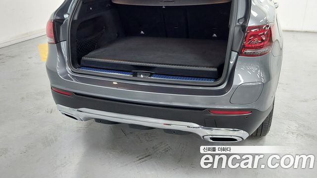 Mercedes-Benz GLC-Class (X253) GLC300e 4MATIC 2021 — фото 15