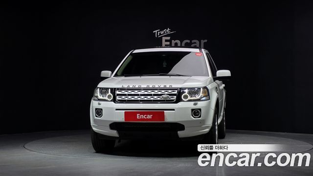 Land Rover Freelander 2 2.2 SD4 HSE 2013 — фото 3
