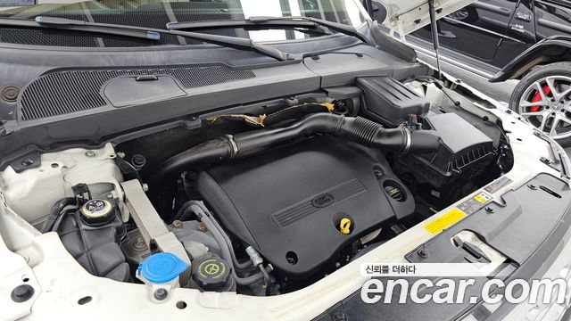 Land Rover Freelander 2 2.2 SD4 HSE 2013 — фото 6