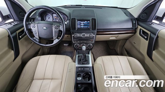 Land Rover Freelander 2 2.2 SD4 HSE 2013 — фото 7