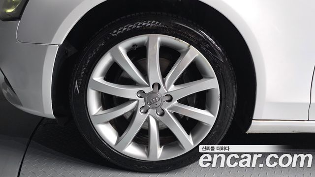 Audi A4 2.0 TFSI Quattro B8 2013 — фото 5
