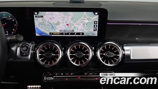Mercedes-Benz GLB-Class (X247) GLB250 4MATIC 2023 — фото 18