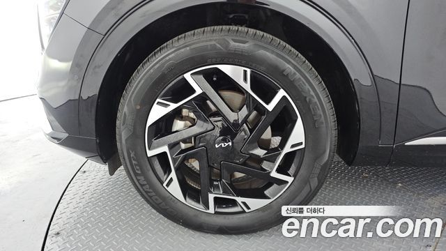 Kia Sportage (V) LPG 2.0 2WD Signature 2023 — фото 19