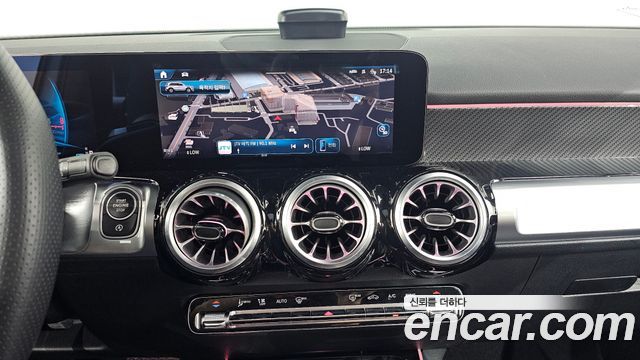 Mercedes-Benz GLB-Class (X247) AMG GLB35 4MATIC 2025 — фото 17