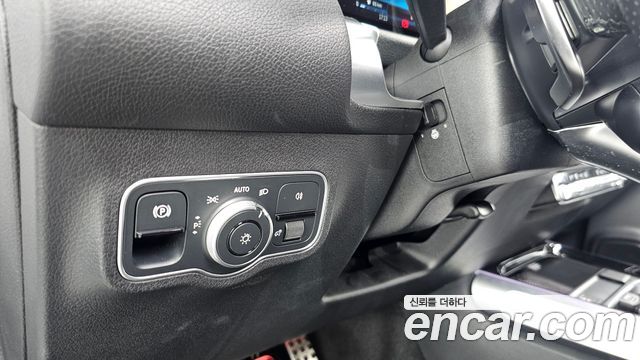 Mercedes-Benz GLB-Class (X247) AMG GLB35 4MATIC 2025 — фото 23