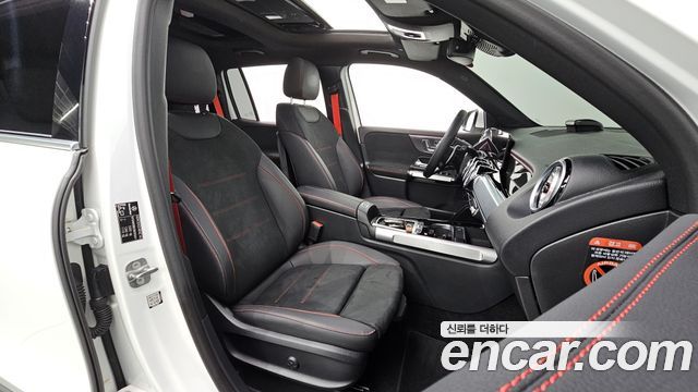 Mercedes-Benz GLB-Class (X247) AMG GLB35 4MATIC 2025 — фото 32