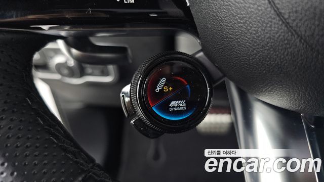 Mercedes-Benz GLB-Class (X247) AMG GLB35 4MATIC 2025 — фото 37