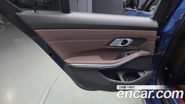 BMW 3 Series (G20) 320i Luxury 2021 — фото 25
