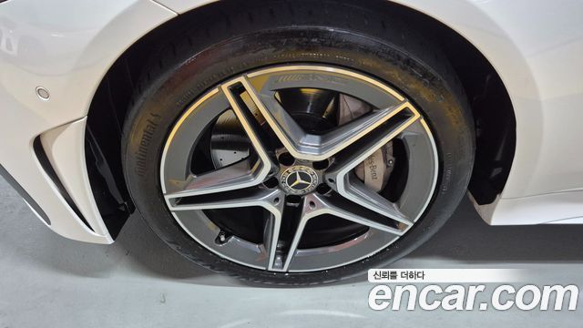 Mercedes-Benz CLS-Class (C257) CLS300d 4MATIC 2023 — фото 5