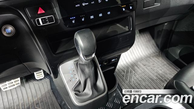 Hyundai Staria L3.5 Cargo 5-Seater Modern 2023 — фото 9