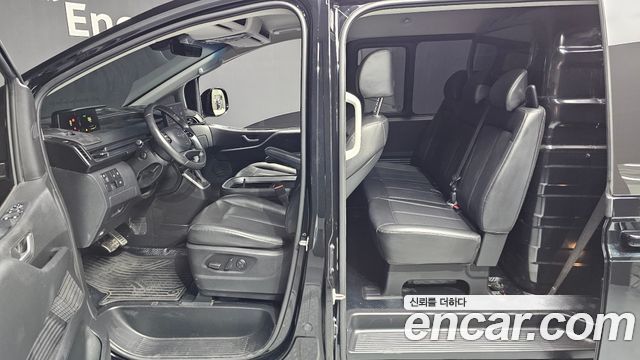 Hyundai Staria L3.5 Cargo 5-Seater Modern 2023 — фото 13