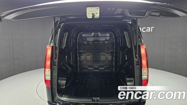 Hyundai Staria L3.5 Cargo 5-Seater Modern 2023 — фото 20