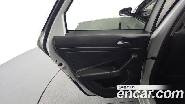 Volkswagen Jetta (VII) 1.4 TSI Prestige 2020 — фото 25