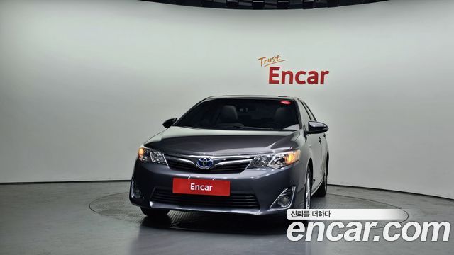 Toyota Camry Hybrid XLE 2014 — фото 3
