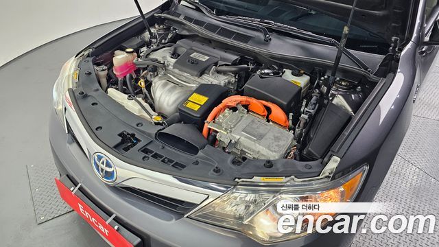 Toyota Camry Hybrid XLE 2014 — фото 6