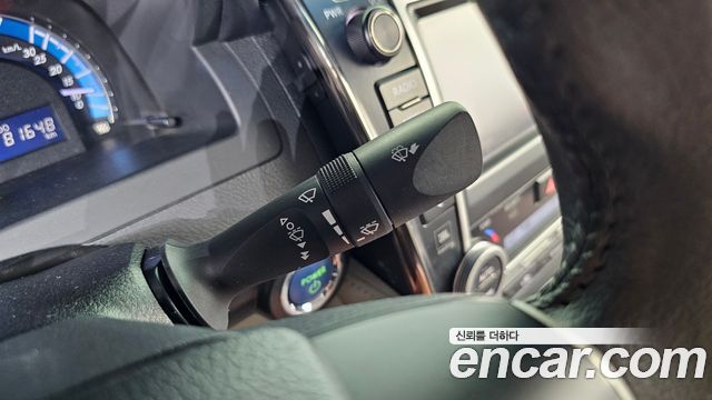 Toyota Camry Hybrid XLE 2014 — фото 20