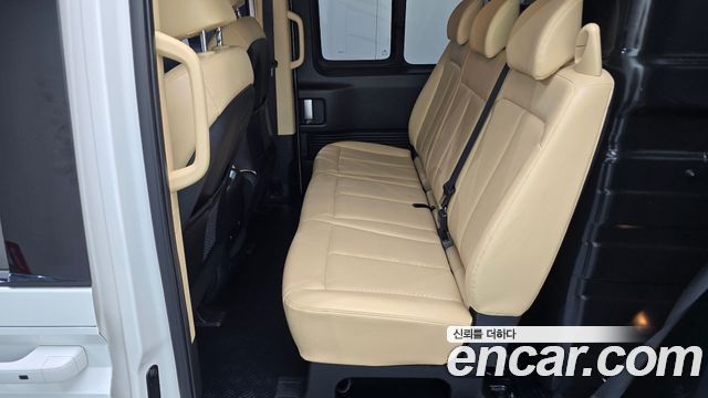 Hyundai Staria Cargo 5-Seater Modern 2022 — фото 12