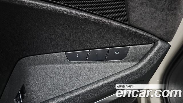 Audi e-tron 55 Quattro 2020 — фото 19