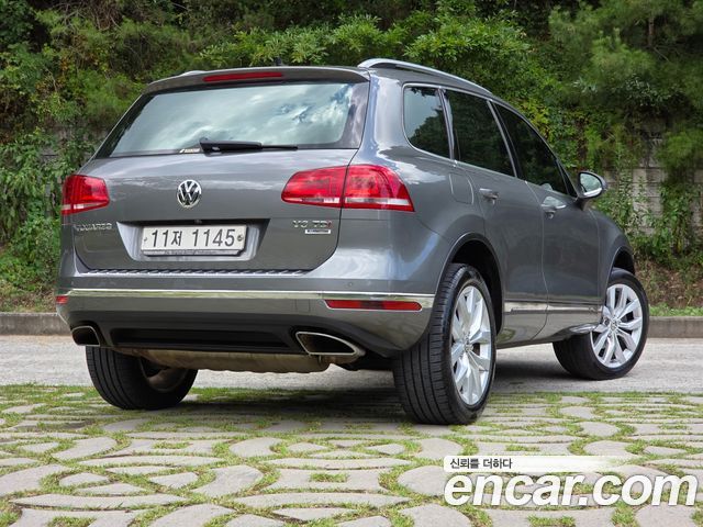 Volkswagen Touareg V6 3.0 TDI Bluemotion Premium 7P5 2015 — фото 2