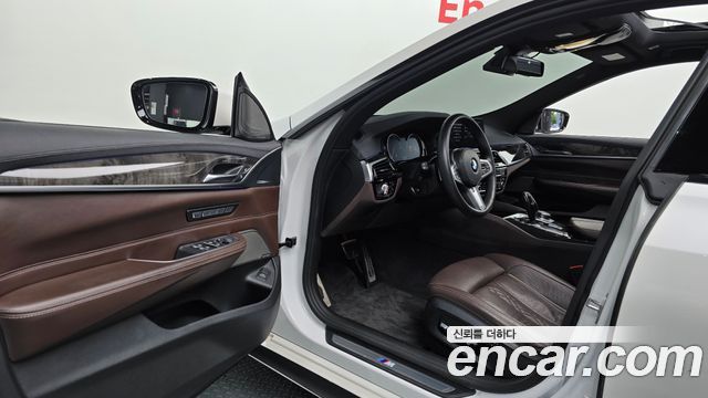 BMW 6 Series GT (G32) 640i xDrive M Sport 2018 — фото 10