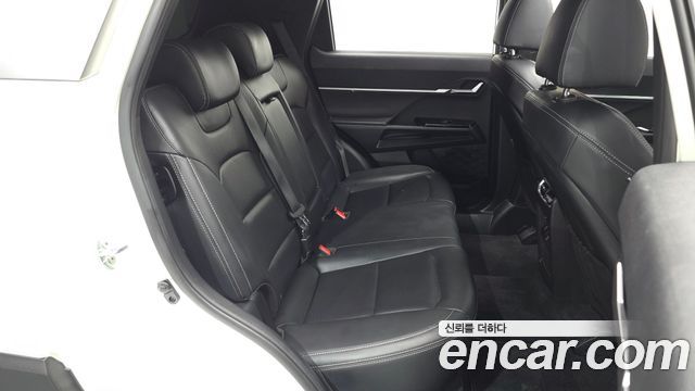 KG Mobility (SsangYong) Torres Gasoline 1.5 2WD T5 2023 — фото 12