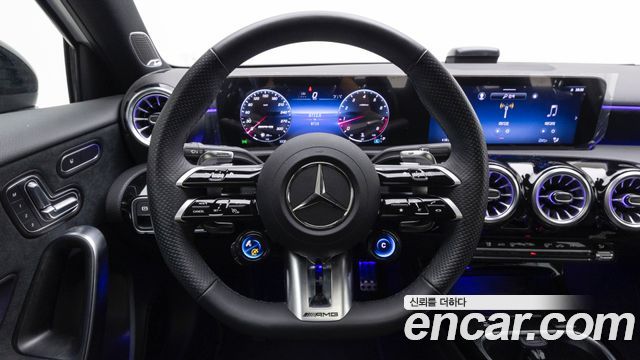 Mercedes-Benz A-Class (W177) AMG A45 4MAITC+ Hatchback 2025 — фото 24