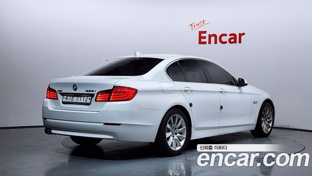 BMW 5 Series (F10) 528i xDrive 2013 — фото 2