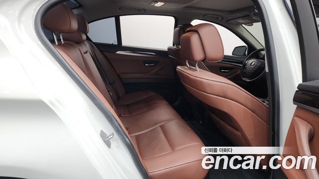 BMW 5 Series (F10) 528i xDrive 2013 — фото 15