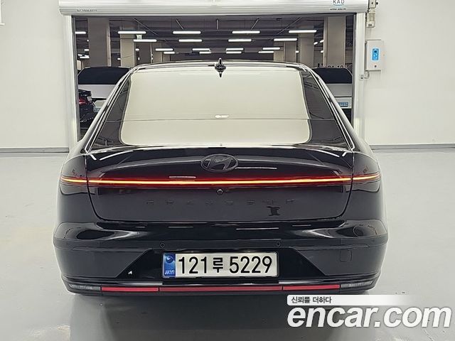 Hyundai Grandeur Hybrid (GN7) Honors 2026 — фото 3