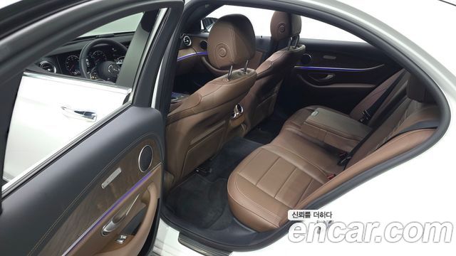 Mercedes-Benz E-Class (W213) E250 Exclusive 2023 — фото 11