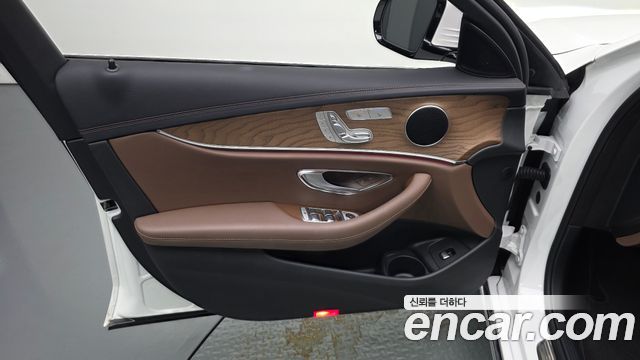 Mercedes-Benz E-Class (W213) E250 Exclusive 2023 — фото 24