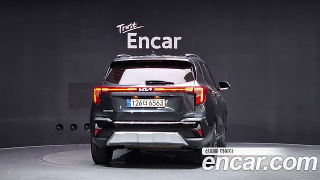 Kia Seltos Gasoline 2.0 2WD Signature 2023 — фото 4