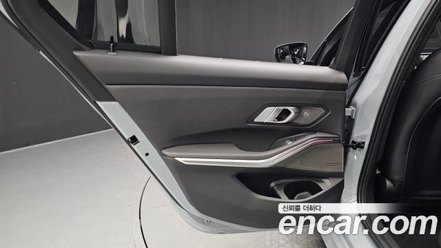 BMW 3 Series (G20) 320i M Sport 2026 — фото 25